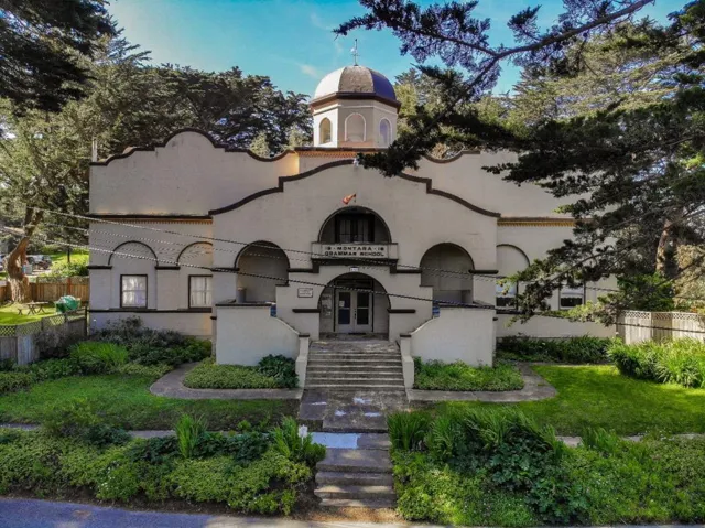 496 6th Street, Montara, California 94037