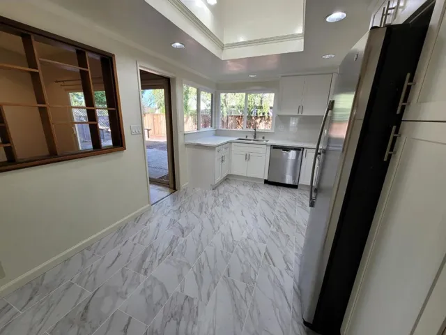 380 Tampa Court, Foster City, California 94404