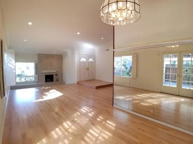 380 Tampa Court, Foster City, California 94404