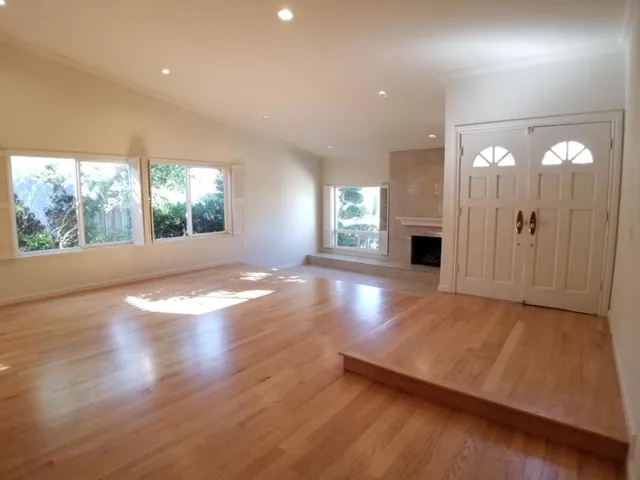 380 Tampa Court, Foster City, California 94404