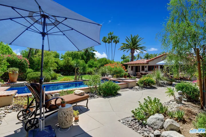 720 E Paseo El Mirador, Palm Springs, California 92262