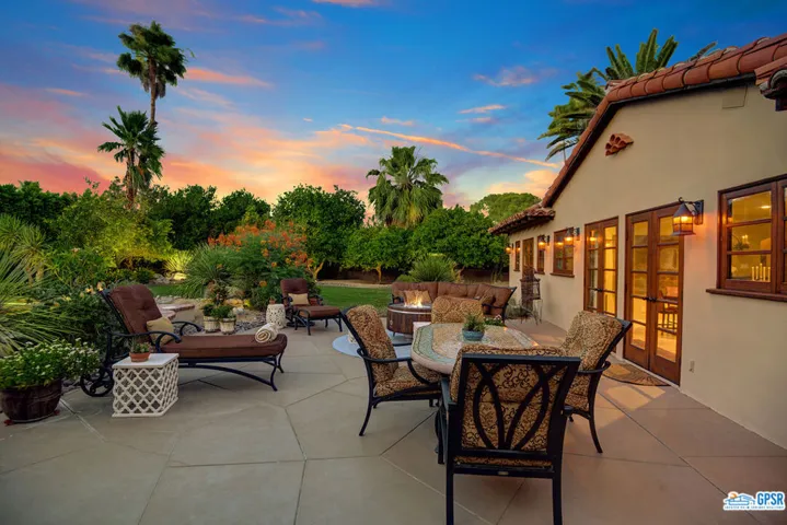 720 E Paseo El Mirador, Palm Springs, California 92262