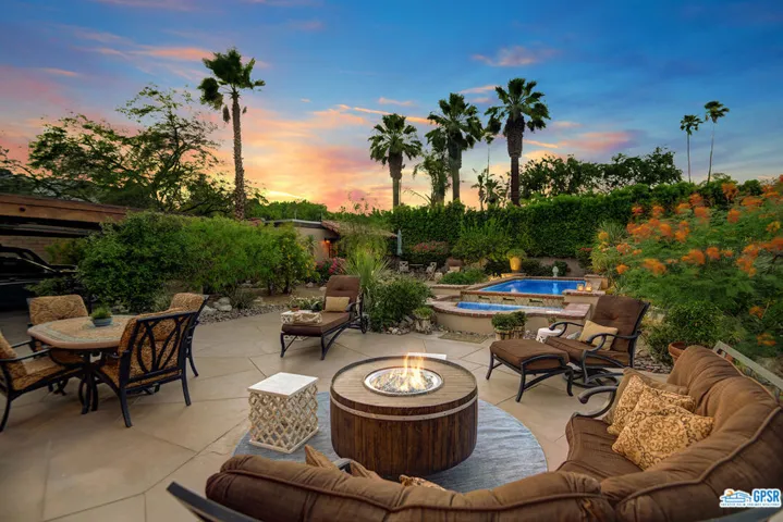 720 E Paseo El Mirador, Palm Springs, California 92262