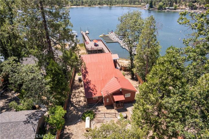 .24 acre lakefront parcel