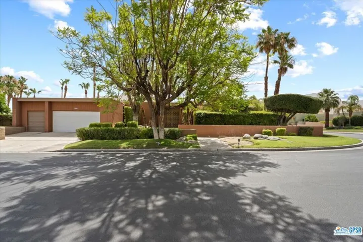 1008 Andreas Palms Drive, Palm Springs, California 92264