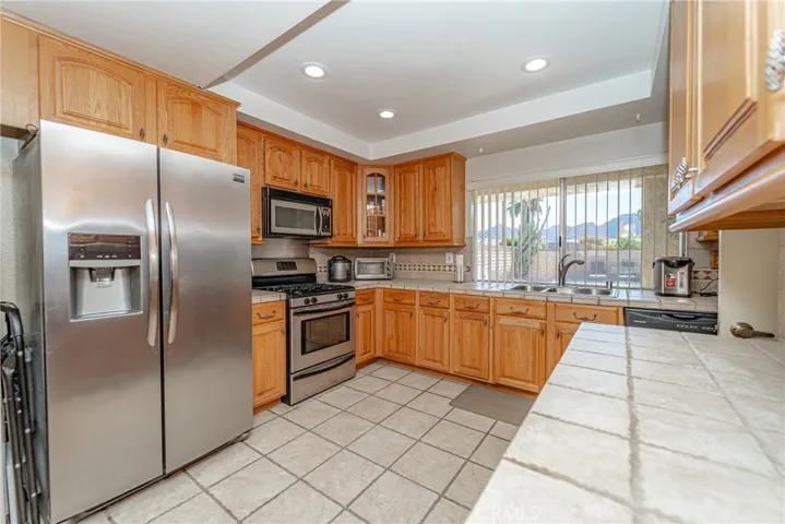 76888 Oklahoma Avenue, Palm Desert, California 92211