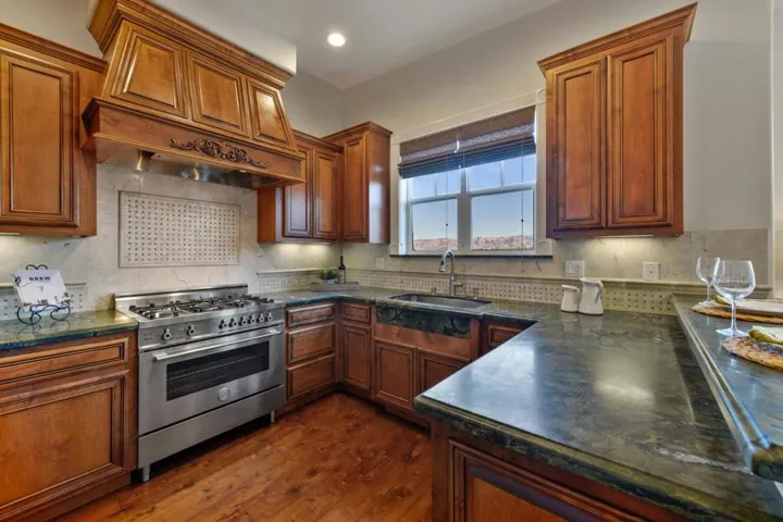 780 Nirasa Lane, San Jose, California 95125