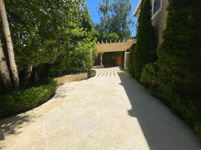 39 Portola, Los Altos, California 94022