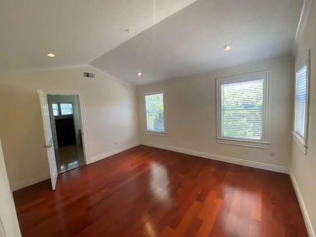 39 Portola, Los Altos, California 94022