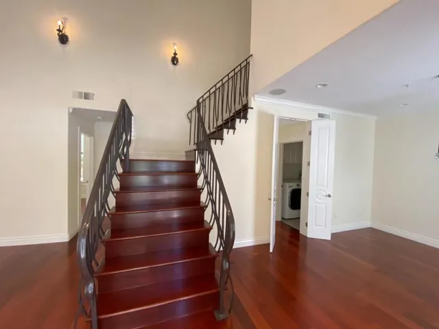 39 Portola, Los Altos, California 94022