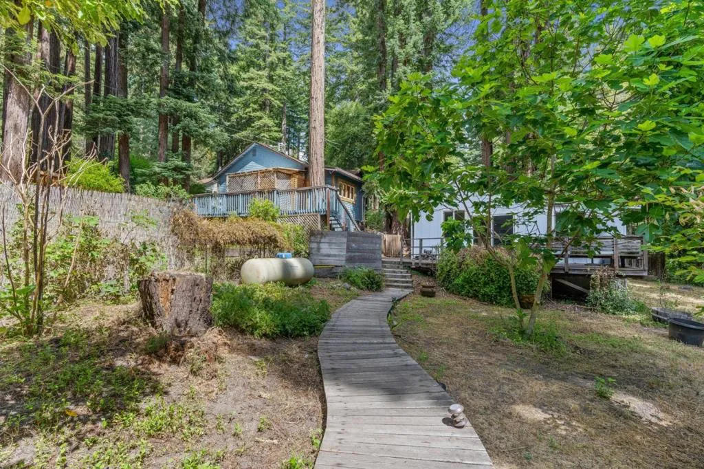564 Lilac Avenue, Boulder Creek, California 95006 home-pic-24
