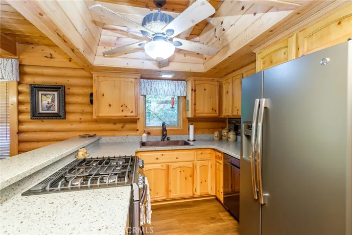 431 Dorset Drive, Big Bear City, California 92314
