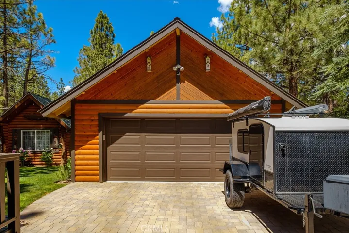 431 Dorset Drive, Big Bear City, California 92314