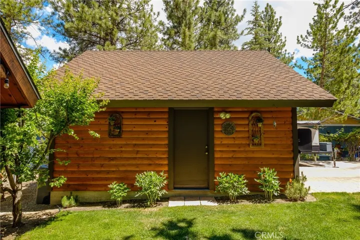 431 Dorset Drive, Big Bear City, California 92314