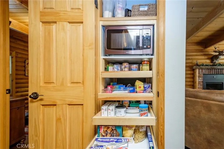 431 Dorset Drive, Big Bear City, California 92314