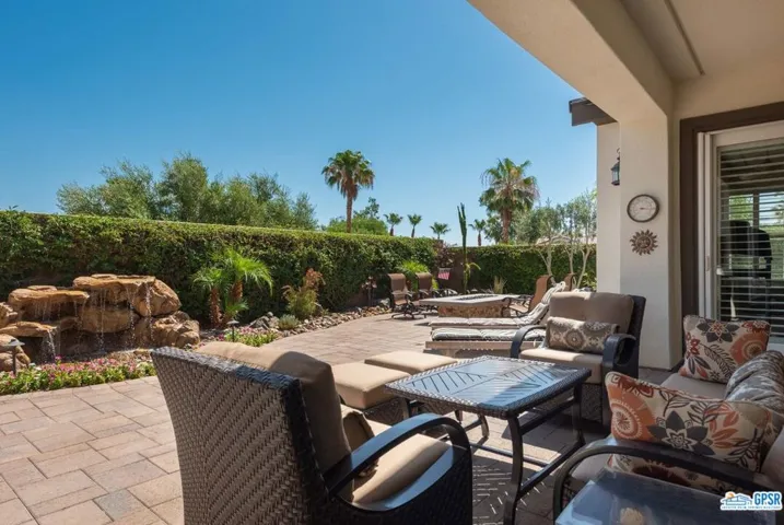 Covered Rear Patio