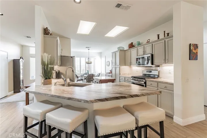 OPEN FLOOR PLAN!
