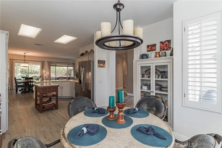 BREAKFAST NOOK/FAMILY KITCHEN AREA