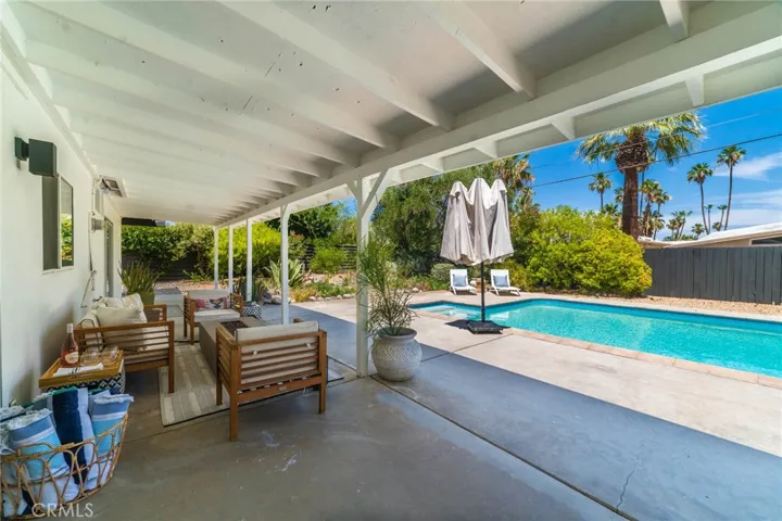 278 N Sunset Way, Palm Springs, California 92262