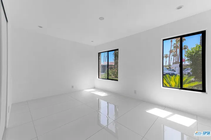 1627 Paseo De La Palma, Palm Springs, California 92264