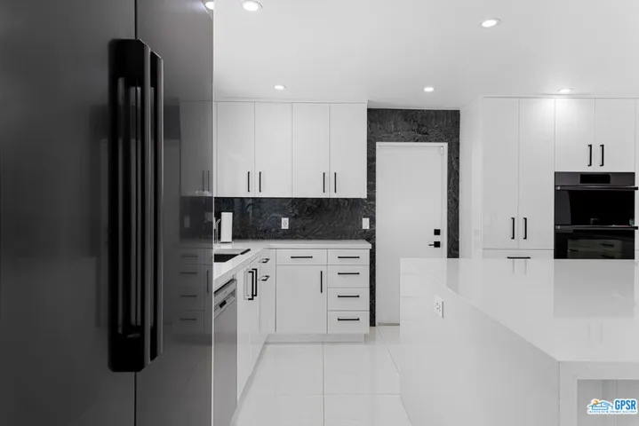 1627 Paseo De La Palma, Palm Springs, California 92264