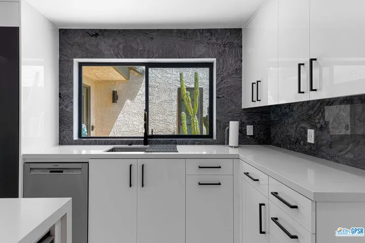 1627 Paseo De La Palma, Palm Springs, California 92264