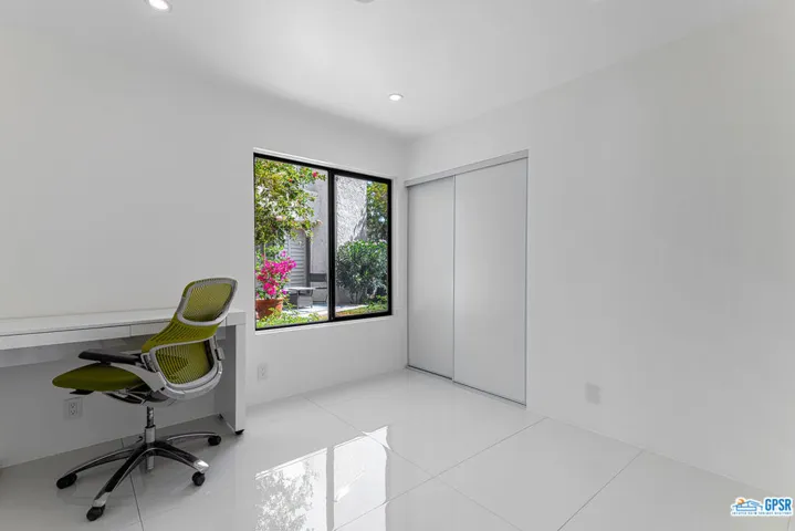 1627 Paseo De La Palma, Palm Springs, California 92264