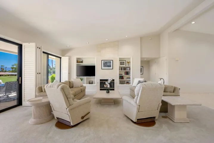 20-web-or-mls-MLWValleVista_2022_020