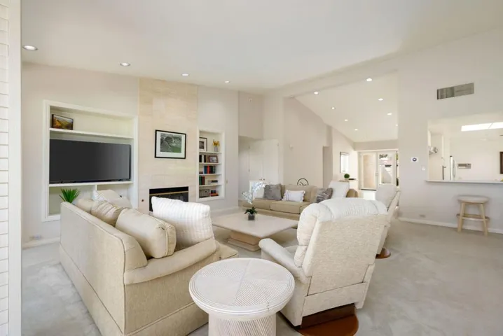 21-web-or-mls-MLWValleVista_2022_021