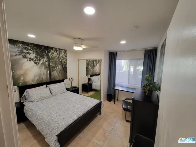 Guest bedroom