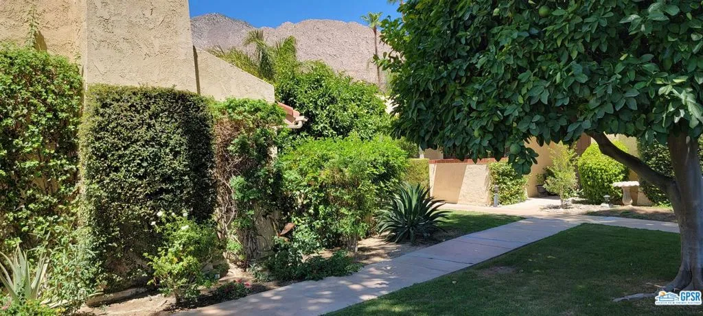 Greenbelt Walkway