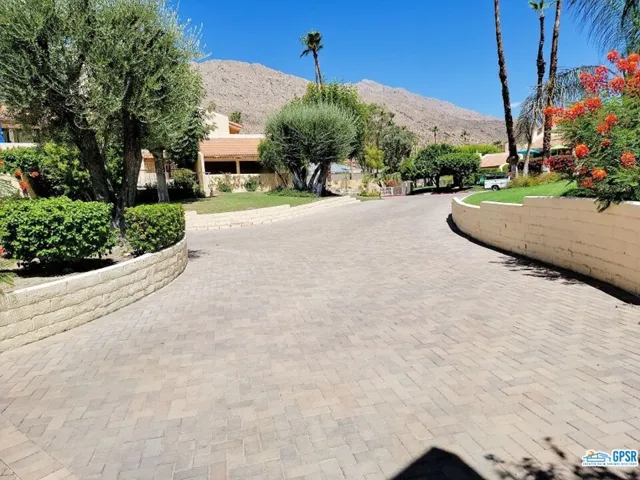 Complex driveway