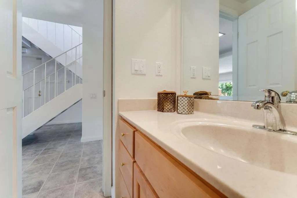 , California home-pic-15