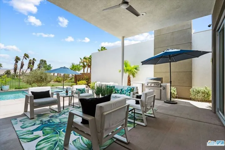 Outdoor living room