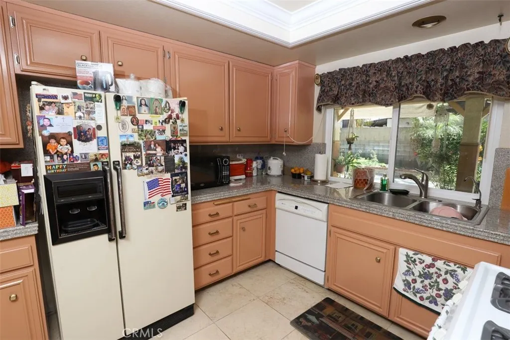 1150 N Brantford Street, Anaheim, California 92805 home-pic-6