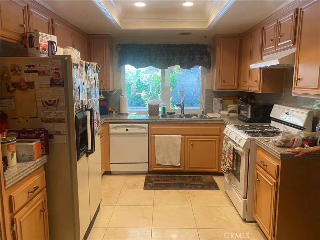 1150 N Brantford Street, Anaheim, California 92805 home-pic-28