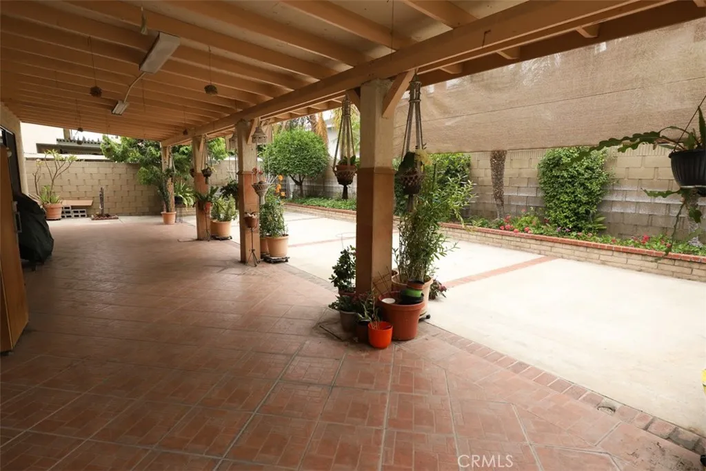 1150 N Brantford Street, Anaheim, California 92805 home-pic-4