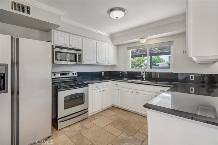 44600 San Jose Avenue, Palm Desert, California 92260