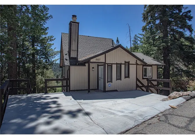 665 Sonoma Drive, Lake Arrowhead, California 92352