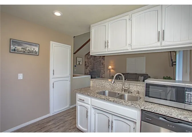 665 Sonoma Drive, Lake Arrowhead, California 92352