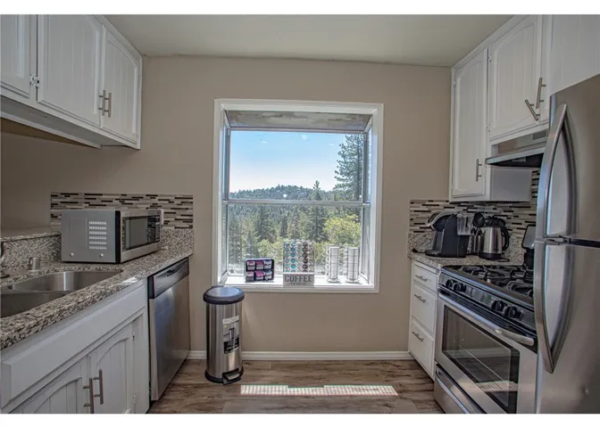 665 Sonoma Drive, Lake Arrowhead, California 92352