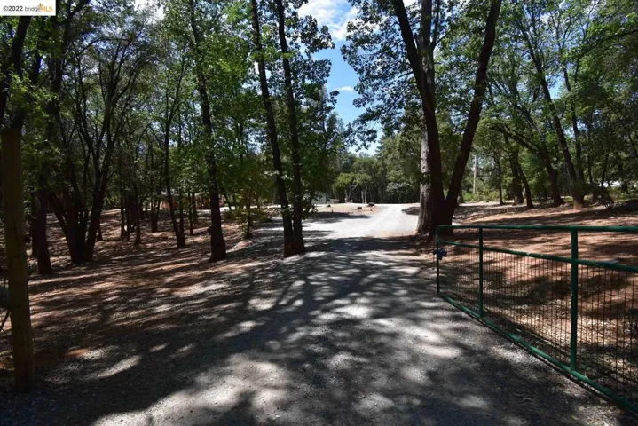 4198 Independence Rd, Mokelumne Hill, California 95248