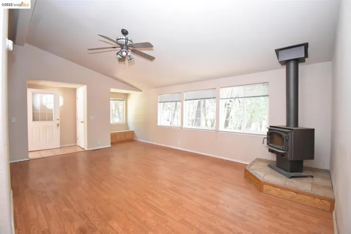 4198 Independence Rd, Mokelumne Hill, California 95248