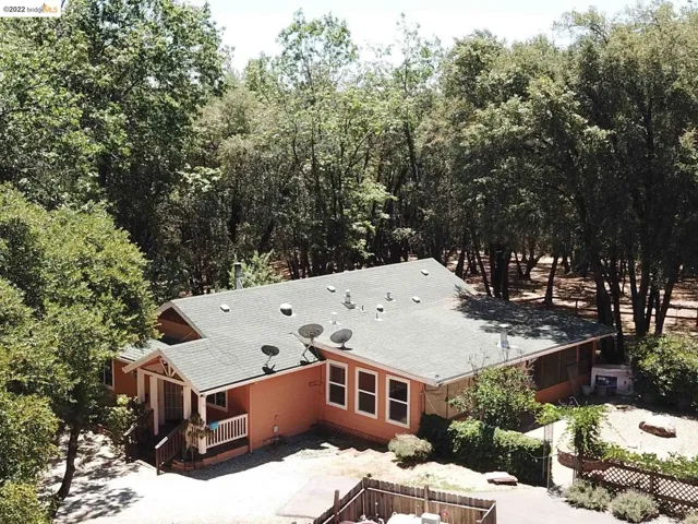 4198 Independence Rd, Mokelumne Hill, California 95248