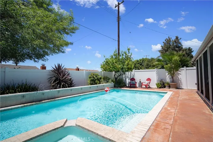 The pool fountains coming out of the back wall provide a peaceful sound