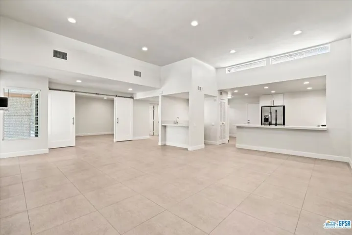1433 Versailles Drive, Palm Springs, California 92264