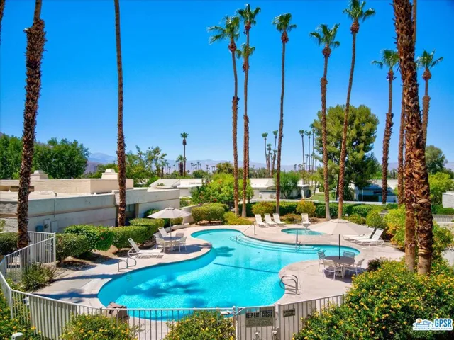 1433 Versailles Drive, Palm Springs, California 92264