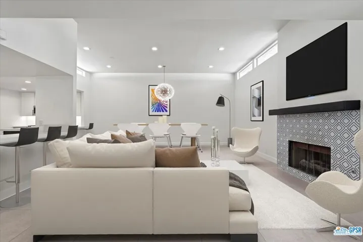 1433 Versailles Drive, Palm Springs, California 92264
