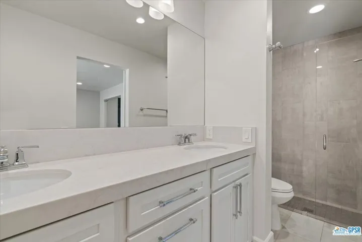 1433 Versailles Drive, Palm Springs, California 92264