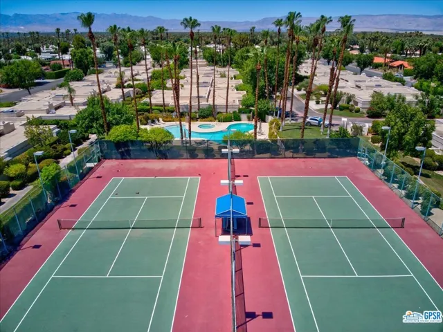 1433 Versailles Drive, Palm Springs, California 92264